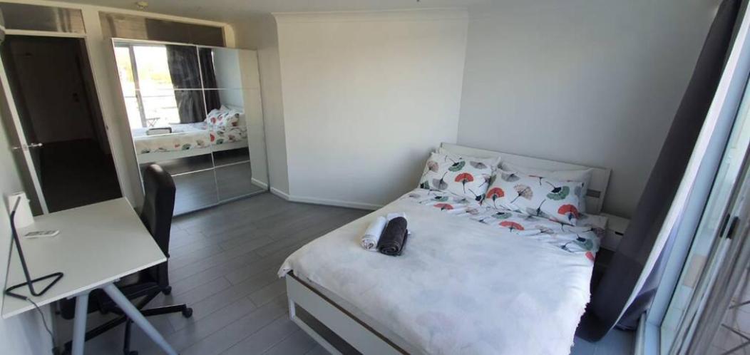 Dana-Cozy Private Room In Shared Central Apt-Rm 2 Канбера Екстериор снимка