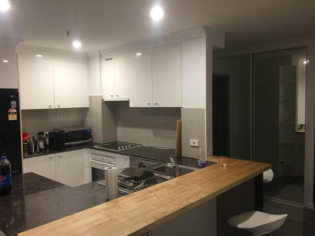 Dana-Cozy Private Room In Shared Central Apt-Rm 2 Канбера Екстериор снимка