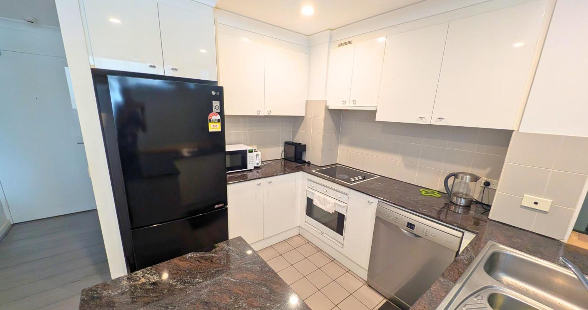 Dana-Cozy Private Room In Shared Central Apt-Rm 2 Канбера Екстериор снимка