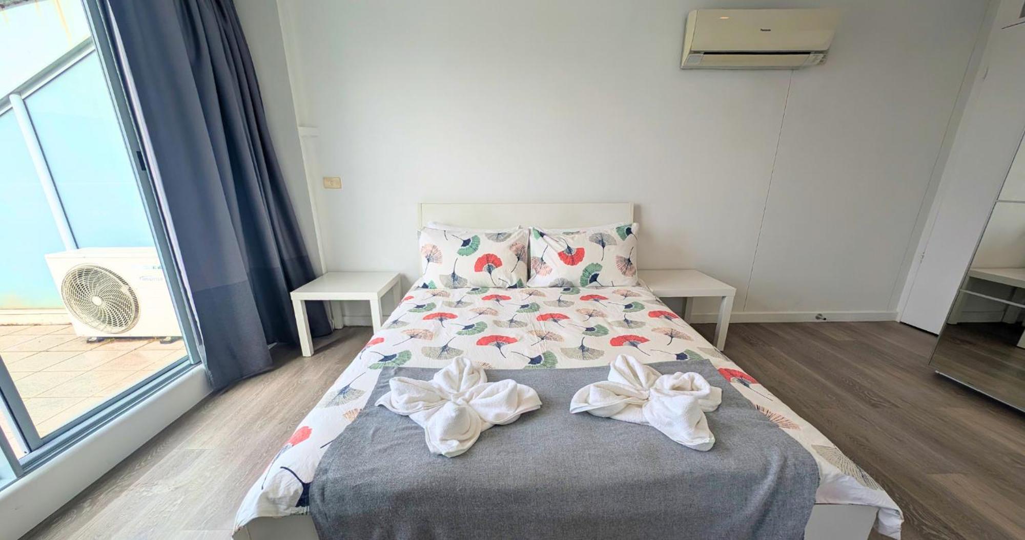 Dana-Cozy Private Room In Shared Central Apt-Rm 2 Канбера Екстериор снимка
